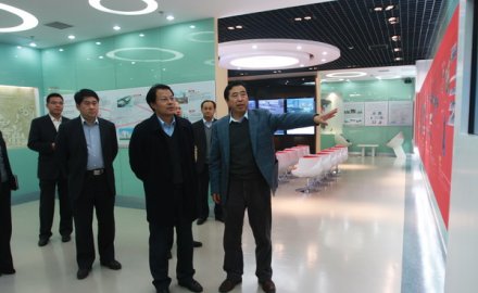 全國工商聯副秘書長王忠明來軟控調研